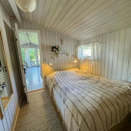 別荘 Family-friendly Summer House Near The オテルプ