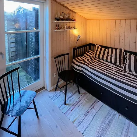Family-friendly Summer House Near The Holiday home Otterup